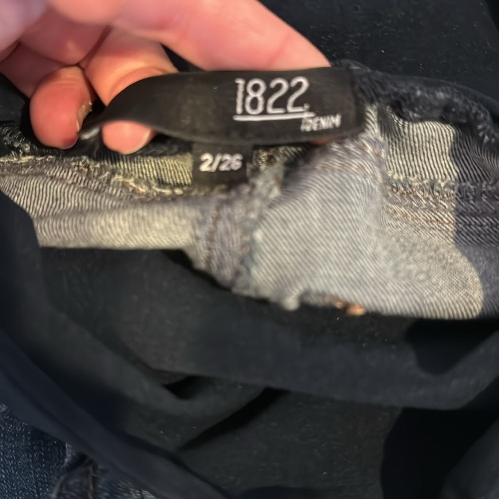 1822 Maternity Skinny Jeans - Picture 5 of 5